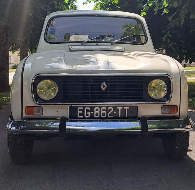 Oise: COMPIEGNE/PIERREFONDS tours (without a driver) in a Renault 4L - Practical Details: Meeting Point, Group Size, and Booking