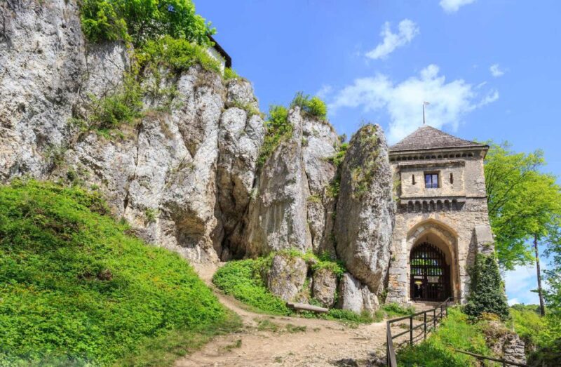 Ojcow National Park: Full-Day Trip from Krakow - Hiking to the Krakow Gate Rock Formation