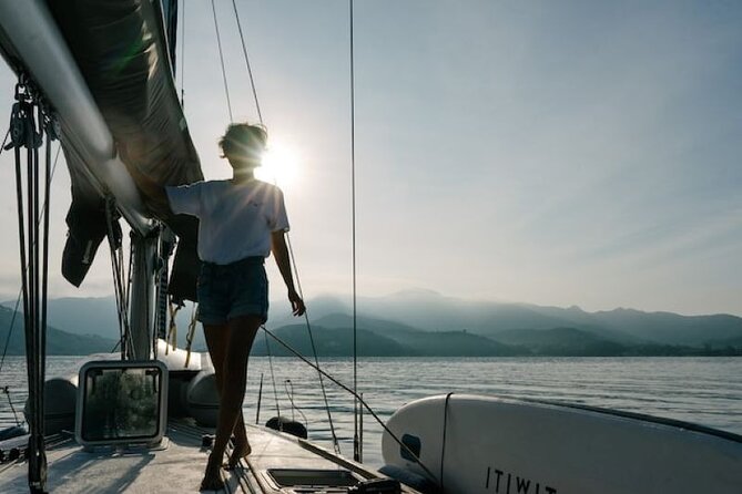 Okanagan Lake Sailing Tour from Penticton & Naramata BC - Discover the Charm of Okanagan Lake with a Personalized Sailing Tour