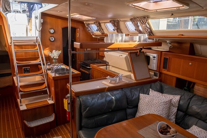 Okanagan Lake Sailing Tour from Penticton & Naramata BC - Intimate Group Size Ensures Personalized Service