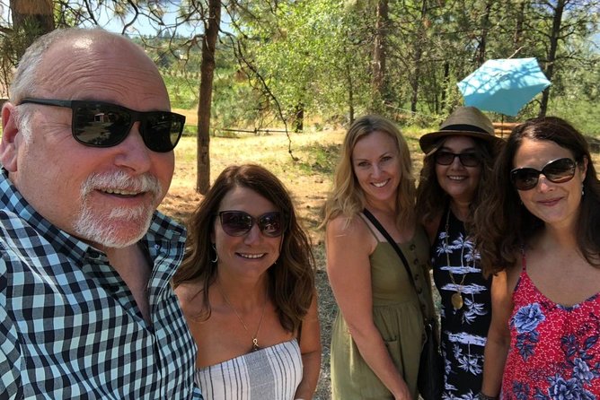 Okanagan Private Wine Tour In Your Own Vehicle - Logistics: Meeting Points and Booking Details