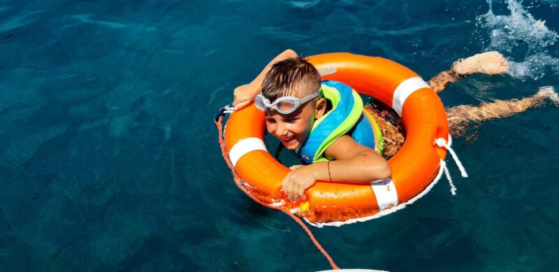 Olbia: Sunset and dolphin watching - Starting Point at Molo Brin in Olbia