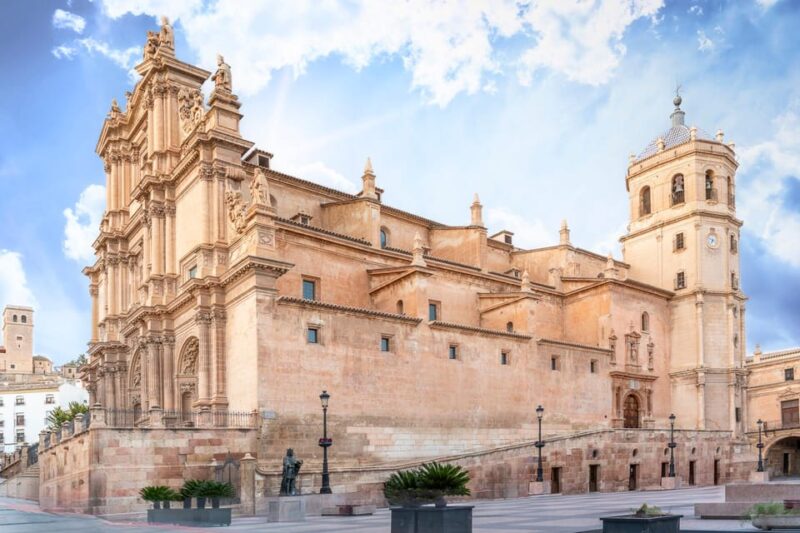 OLD COLLEGIATE CHURCH OF SAN PATRICIO: AUDIO GUIDED VISIT - Visiting the Old Collegiate Church of San Patricio in Lorca
