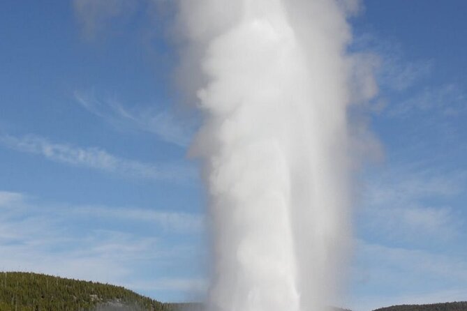 Old Faithful - Lower Yellowstone - Group Private Tours. 5 Min Peo - Flexible Cancellation and Weather Considerations