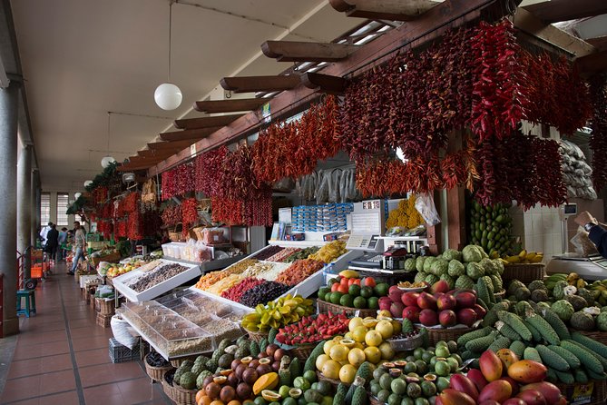 Old Funchal Walking Tour - Starting Point at the Jesuit College of Funchal