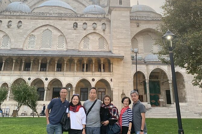 Old Istanbul Walking Tour - The Vibrant Atmosphere of the Grand Bazaar