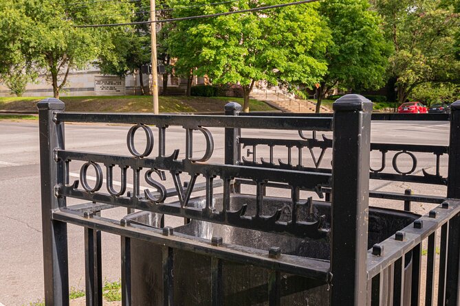 Old Louisvilles Famous Ghosts Smartphone Guided Walking Tour - Discovering Old Louisville’s Haunted Mansions and Churches