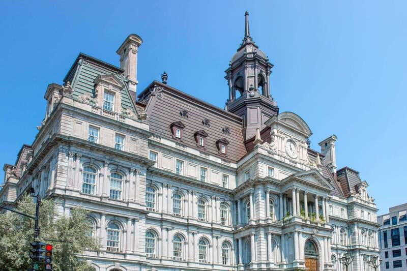 Old Montreal Highlights Private Guided Walking Tour - The Guide’s Role and Style