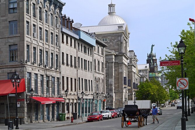 Old Montreal Historical Downtown Self Guided Walking Tour - Exploring Cours Le Royer: A Hidden Historic Street