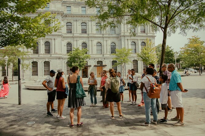 Old Montreal Walking Tour: History, Culture & Landmarks - The Guide’s Style and Participant Experience