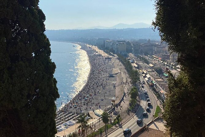 Old Nice: 800 years of a carnival DE l'Histoire - The Beauty of Place Colonna dIstria