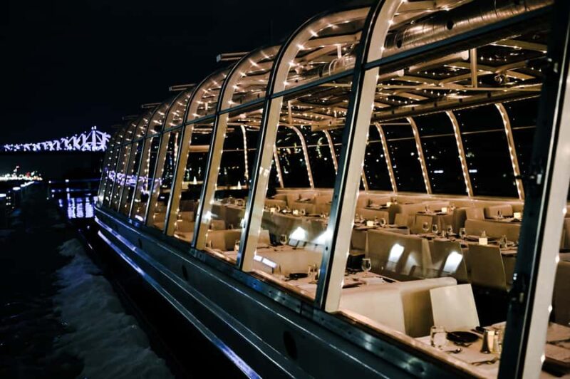 Old Port Montreal: Frosted Evening Dining Under the Stars - Who Will Appreciate This Experience Most