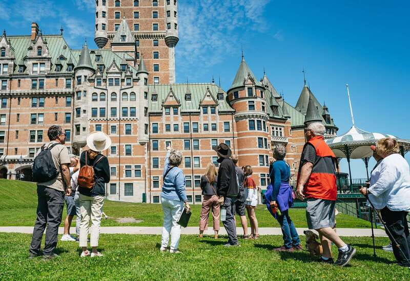 Old Quebec City: Grand Walking Tour with Private Option - Key Points