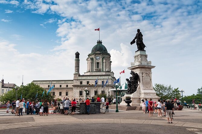 Old Quebec Walking Tour with a Certified Local Guide - Architectural Gems at Aux Anciens Canadiens and the Château Frontenac