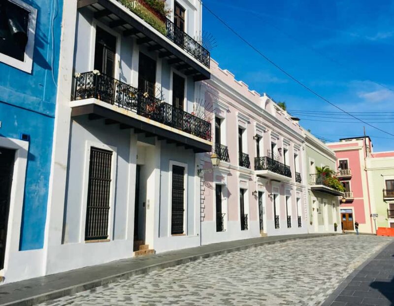 Old San Juan: San Cristobal Castle and Old Town Walking Tour - Sample Stops: From Fortifications to Civic Buildings