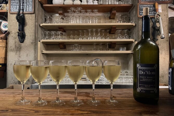 Old Taverns and Rialto Market Food Adventure (for hungry foodies) - The Rialto Food Market: A Cultural and Culinary Hub