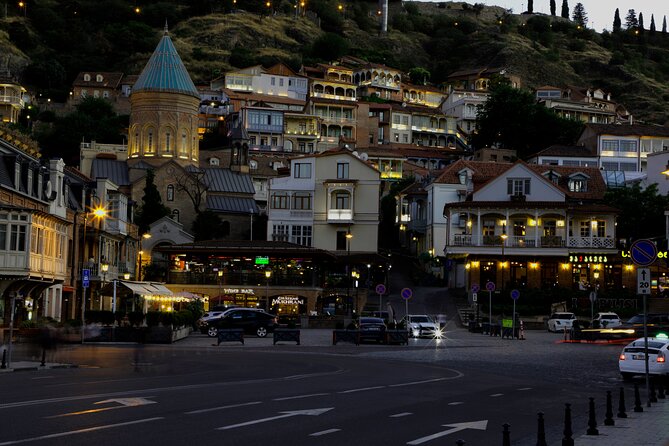 Old Tbilisi Private Walking Tour with Wine Tasting and Cable Car - Scenic Cable Car Ride to Narikala Fortress