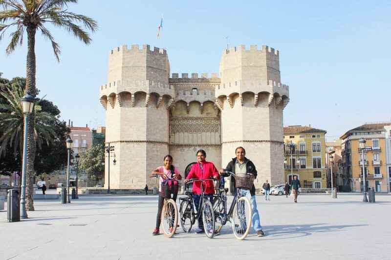 "Old Town" Private Guided Tour on Bike, E-Bike or E-step - The Guide’s Role in Elevating the Experience