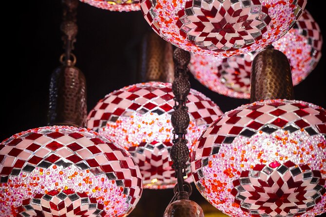 old town tour with Pro Photographer - Logistics: Meeting Point, Duration, and Accessibility