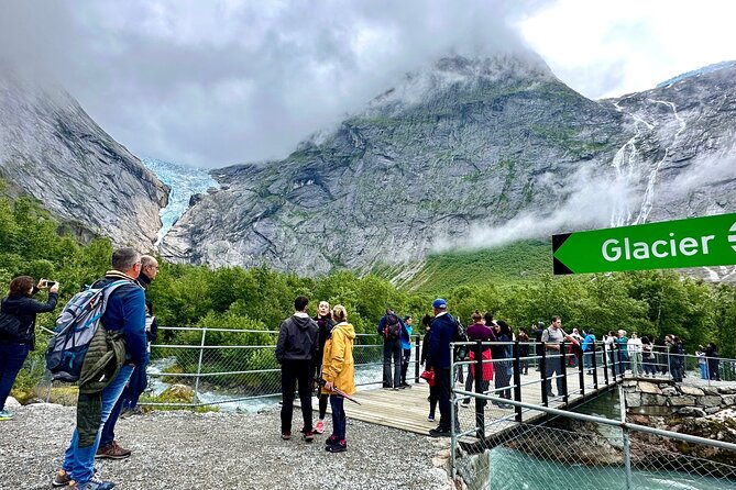 Olden Private Shore Excursion Briksdal Glacier and SkyLift Loen - Scenic Stops in Oldedalen on the Way to Loen