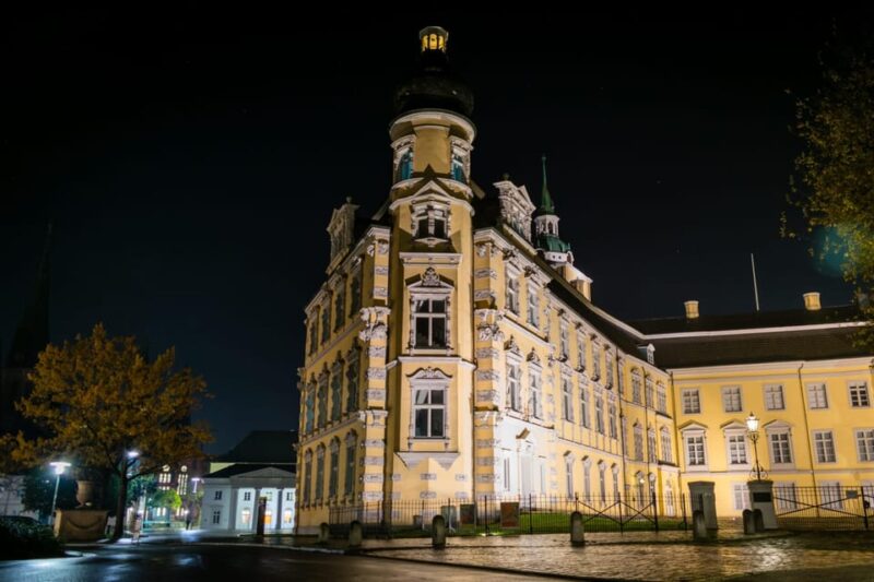 Oldenburg: Nachtwächter-Führung (Erlebnistour) - Starting Point in Oldenburg’s Historic Center