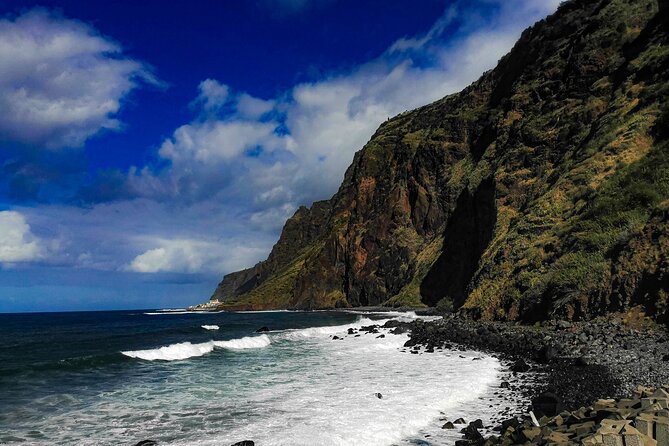 Oldtimer Sightseeing Tour in the West and Northwest - Driving Through Old Roads from Cabo Girao to Ribeira Brava