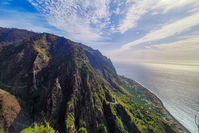 Oldtimer Sightseeing Tour in the West and Northwest - Calheta: Nature, Sea, and Local Charm