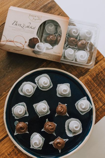 Olicatessen: Honey, Olive Oil and Traditional Greek Products - Booking Flexibility and Accessibility