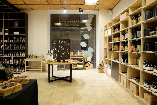 Olive Oil Guided Tasting and History in Pula - Guides and Learning Style