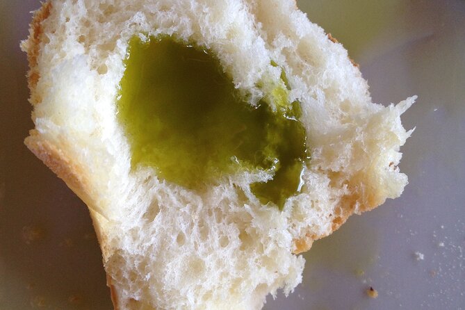 Olive Oil Private Full-Day Tour with Tasting in Valencia - The Guide’s Approach and Personal Style