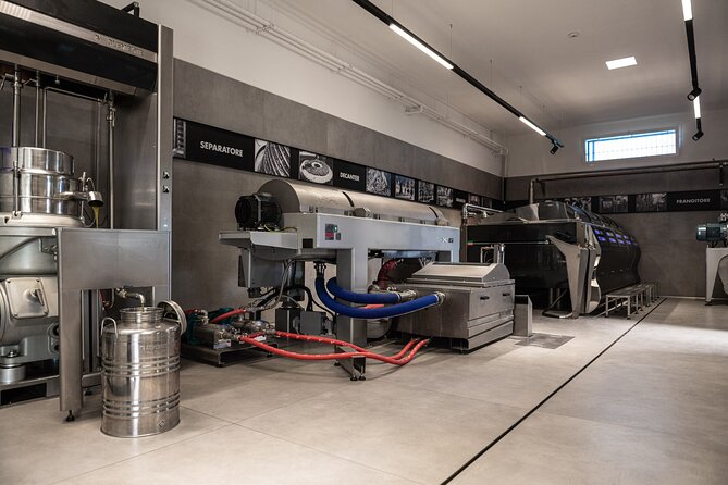 Olive Oil Private Tour and Extra Virgin Olive Oil Tasting in Altamura - Discovering the Olives and Production Methods in Altamura