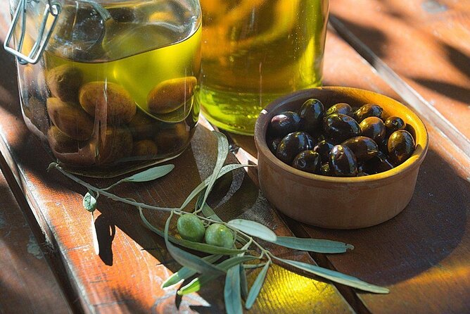 Olive Oil Tasting at the Mykonian Farm - The Role of the Guide and Farm Atmosphere