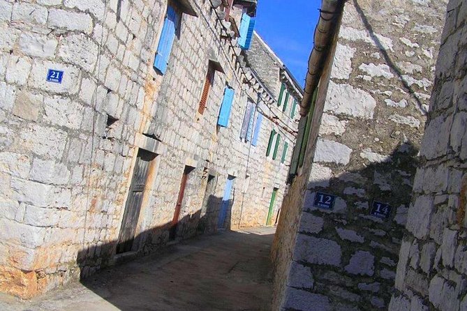 Olive Oil Tour of Solta Island with Lunch - Exploring Gornje Selo and Solta’s Traditions