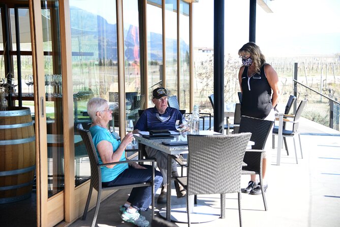 Oliver & Osoyoos Private Wine Tour - Half Day - Customer Experience and Guide Quality