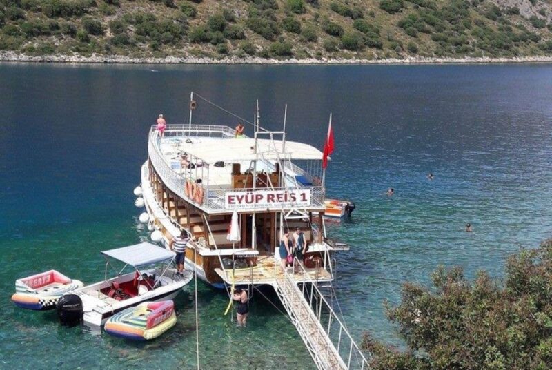 Ölüdeniz: Butterfly Valley Boat Trip with Buffet Lunch - Return Journey and Comfort on the Boat