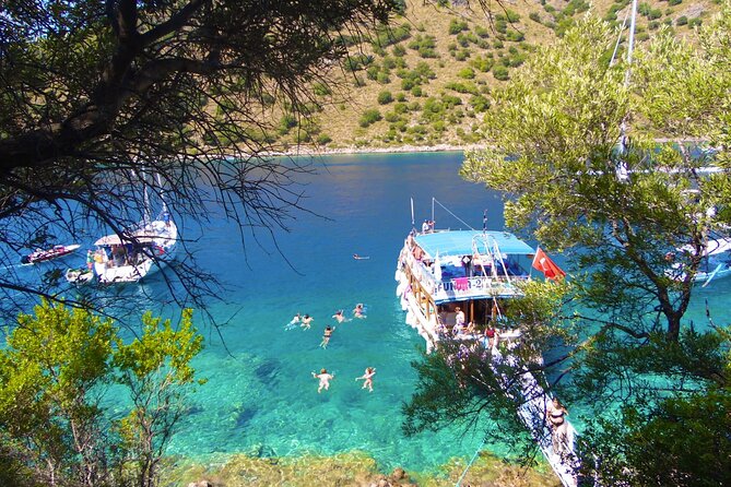 Ölüdeniz Butterfly Valley Boat Trip with Buffet Lunch - Savoring a Fresh Buffet Lunch on the Boat