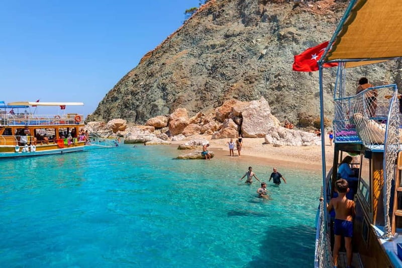 Oludeniz: Butterfly Valley, St. Nicholas Island incl. Lunch - Key Points