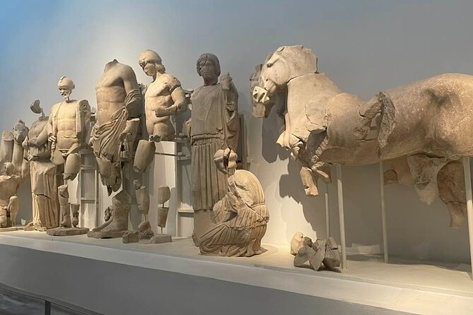 Olympia Elegance: All-Inclusive Small Group Tour - Free Time in Olympia Village: Explore at Your Pace