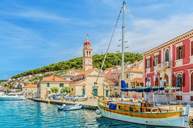 Omi: Half Day Boat Trip to Bra Island with Lunch - Key Points