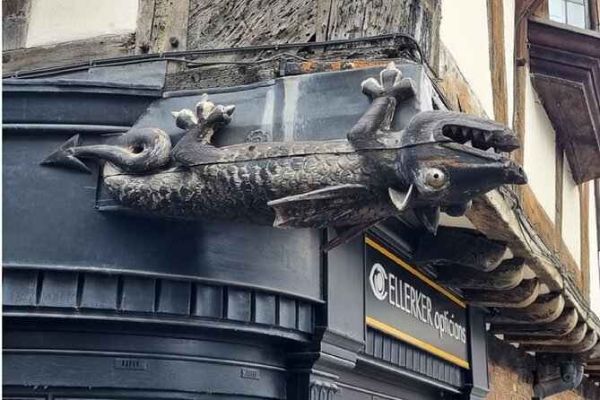 On the Origins of Charles Darwin: A Self-Guided Audio Tour of Shrewsbury - The Lion Inn and Darwin’s Global Voyage