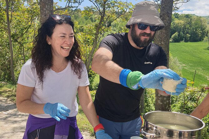 One day cheese making and tasting experience - Discover the Authenticity of Abruzzo with a Day of Cheese Making and Nature