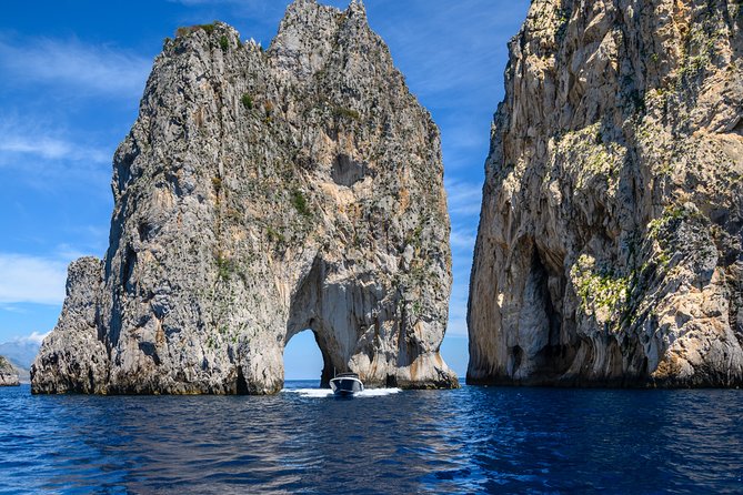 One Day Private Boat Tour of Capri - Key Points