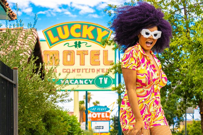 One Day Private Photoshoot Tour in Downtown Las Vegas. - The Role of the Guide: Jacqueline Ross