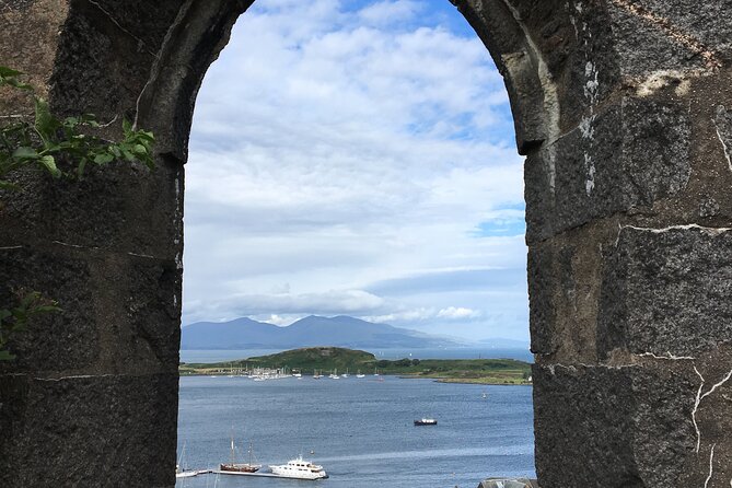 One Day Private Sailing from Oban Marina with Lunch - The Crew: Expertise and Hospitality