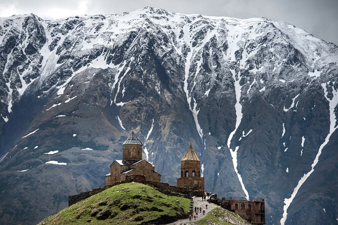 One day Tour in Kazbegi Mountains - Exploring the Historic Ananuri Fortress