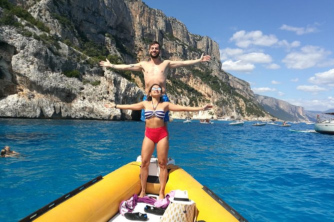 One day tour in rubber dinghy in the Gulf of Orosei with Skipper - Swimming in Piscine di Venere and Cala Goloritze
