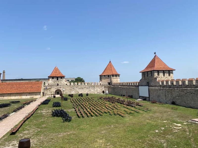 One day tour in Transnistria - Exploring Transnistria with Usadba Acasa