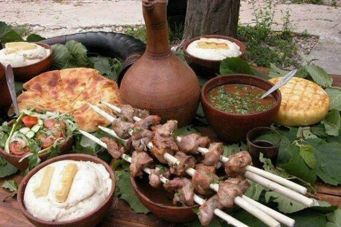 One Day Tour to Tbilisi and Mtskheta - Physical Demands and Accessibility