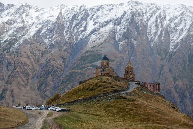 One-day tour to the Magnificent Kazbegi - Visit the Iconic Gergeti Trinity Church