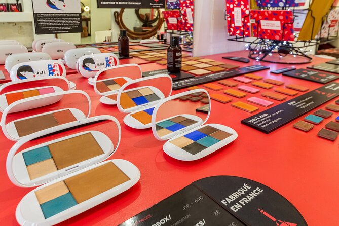 One-hour Private Makeup Class with a Pro Makeup Artist - Learning Techniques for Daily Makeup in Just One Hour